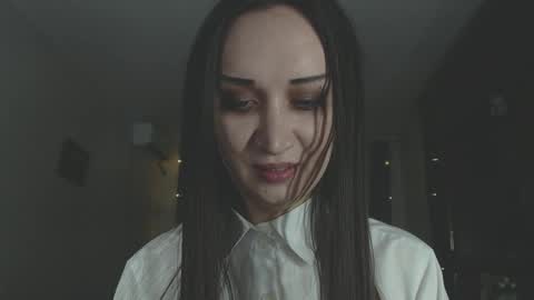 AnnaAnnet online show from 06/05/26, 04:02