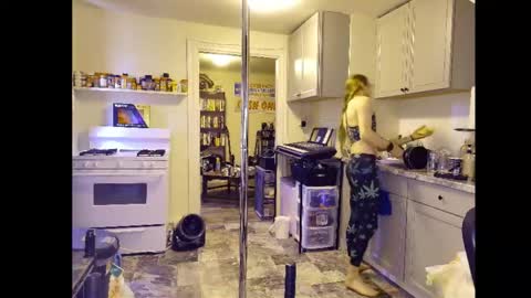 Rebel online show from 04/28/26, 07:52