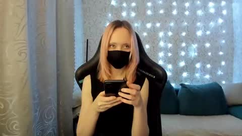 RebesaOlset online show from 12/11/24, 04:31