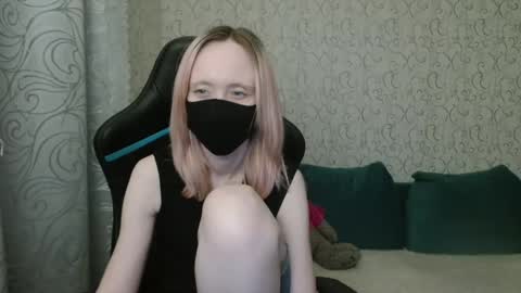 RebesaOlset online show from 12/17/24, 02:00