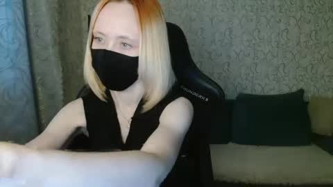 RebesaOlset online show from 02/19/25, 02:44