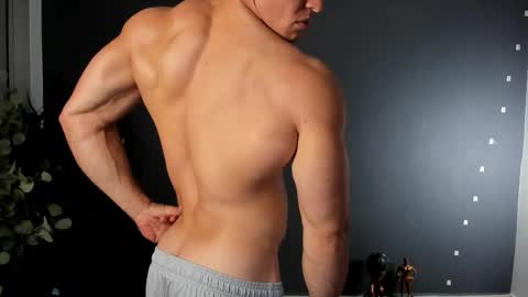 twitter REECET26 instagram RECCETAYLOR online show from 02/22/25, 01:44