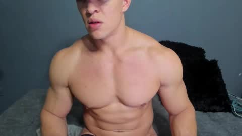 twitter REECET26 instagram RECCETAYLOR online show from 01/06/26, 05:33