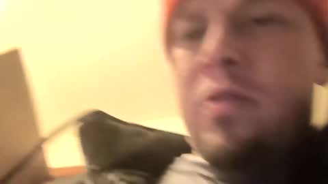 Snapshot of recka810 chatting on 03/10/25, 12:26 recka810 online show from 03/10/25, 12:26