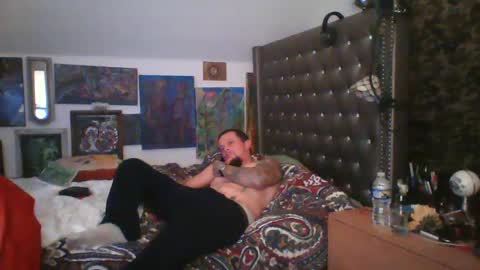 Snapshot of recka810 chatting on 09/14/25, 01:27 recka810 online show from 09/14/25, 01:27