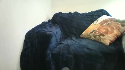 Snapshot of recka810 chatting on 10/23/25, 05:23 recka810 online show from 10/23/25, 05:23