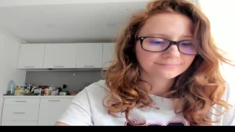 Lolanaturalred online show from 03/28/26, 12:05