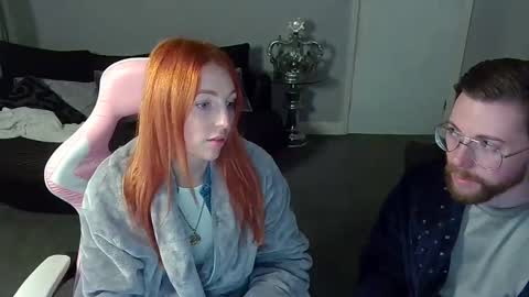 Snapshot of red_firesquirt chatting on 01/04/25, 09:20 Red - online show from 01/04/25, 09:20