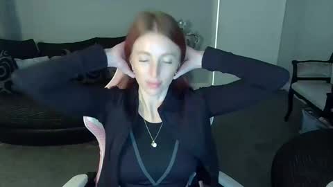 Red -  online show from 02/09/26, 03:27