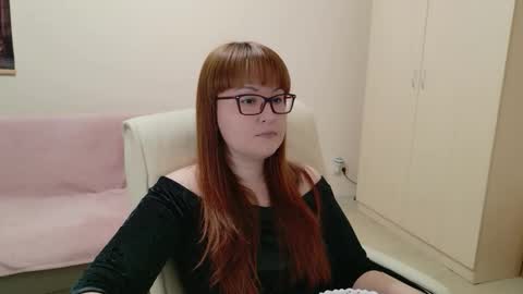 Lisa online show from 12/04/25, 11:46