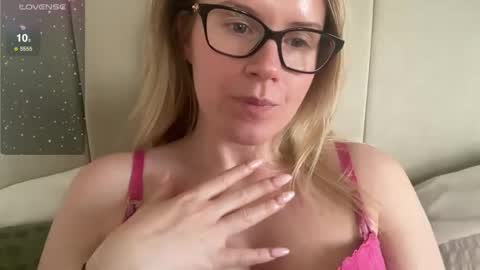 Rosie online show from 02/24/25, 12:48