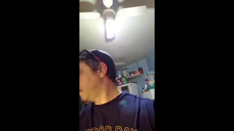 Snapshot of red_hot_peppers chatting on 10/03/25, 08:44 red_hot_peppers online show from 10/03/25, 08:44