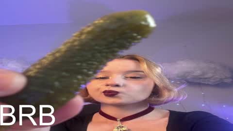 QUEEN OF EVIL online show from 02/26/25, 05:20