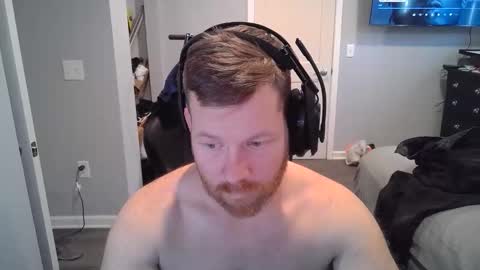 Snapshot of redbeardready4u chatting on 02/13/26, 09:00 Redbeardready4u online show from 02/13/26, 09:00