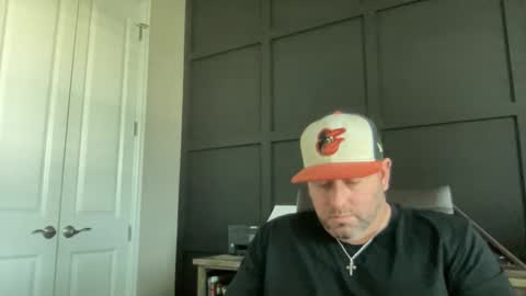 Snapshot of redbull1414 chatting on 05/04/26, 02:24 RedBull online show from 05/04/26, 02:24