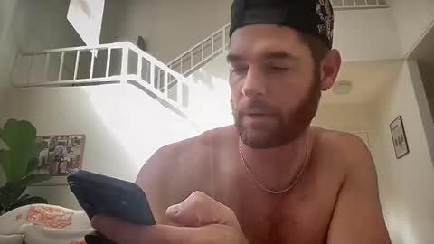 Snapshot of reddead7100 chatting on 11/24/25, 07:24 reddead7100 online show from 11/24/25, 07:24