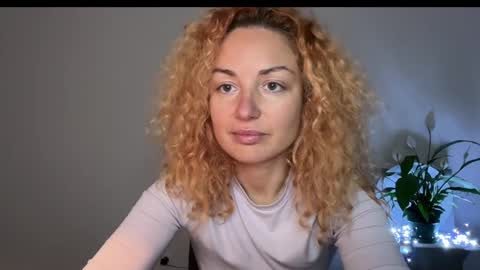 reddgirll online show from 03/08/25, 08:57