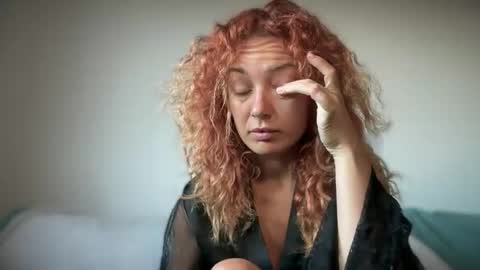 reddgirll online show from 09/30/25, 07:02