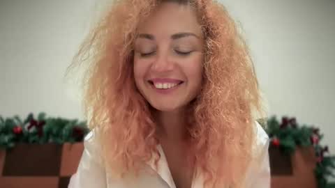 reddgirll online show from 11/30/25, 12:14