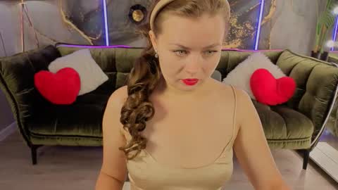 Snapshot of reddoll_ chatting on 09/20/25, 07:15 Lily online show from 09/20/25, 07:15