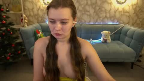 Snapshot of reddoll_ chatting on 01/13/26, 06:40 Lily online show from 01/13/26, 06:40