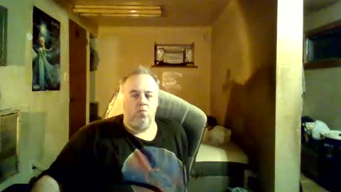 reddragon1195 online show from 12/25/24, 10:48