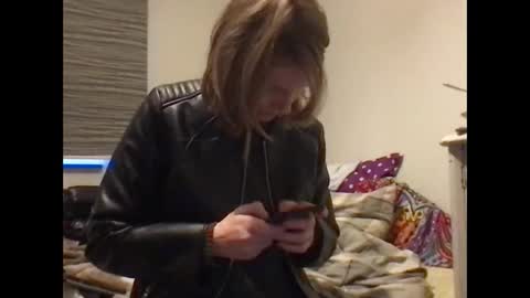 Redfox online show from 01/18/26, 08:07