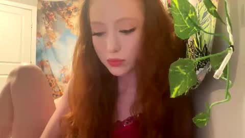 RedGingerSnapz online show from 11/26/25, 03:29