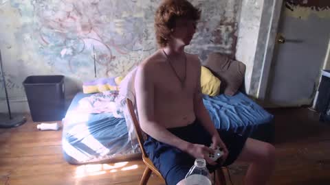 Snapshot of redhead6inch chatting on 09/18/25, 02:52 RedHead6Inch online show from 09/18/25, 02:52