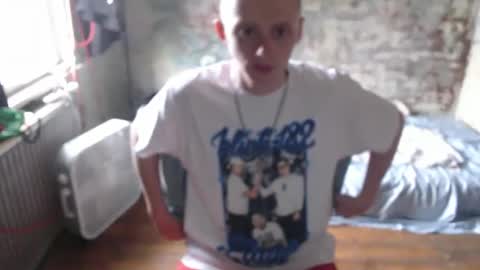 Snapshot of redhead6inch chatting on 09/25/25, 02:54 RedHead6Inch online show from 09/25/25, 02:54