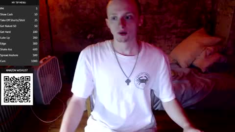 Snapshot of redhead6inch chatting on 10/01/25, 03:45 RedHead6Inch online show from 10/01/25, 03:45