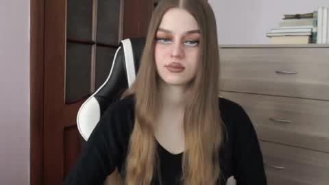 Lily online show from 04/02/26, 02:09