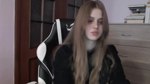 Lily online show from 05/23/26, 02:50