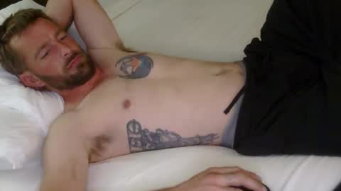 Snapshot of redheadlover828 chatting on 05/11/26, 03:51 Kevin online show from 05/11/26, 03:51