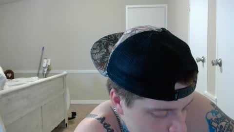 Snapshot of redinthebed chatting on 01/29/25, 04:15 InkedGinger online show from 01/29/25, 04:15