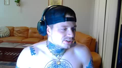 Snapshot of redinthebed chatting on 09/09/25, 03:50 InkedGinger online show from 09/09/25, 03:50