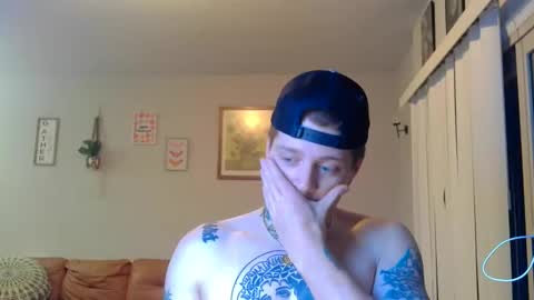 Snapshot of redinthebed chatting on 09/14/25, 03:05 InkedGinger online show from 09/14/25, 03:05