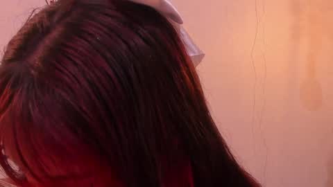 Snapshot of redmeloddy chatting on 12/16/24, 10:56 Meloddy online show from 12/16/24, 10:56