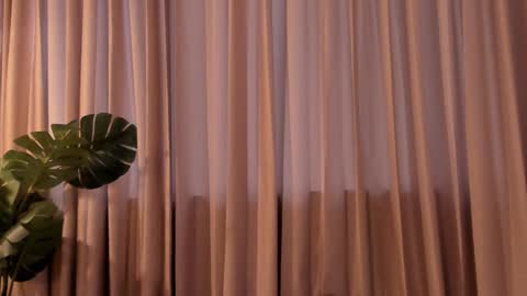 Snapshot of redmeloddy chatting on 02/03/25, 10:32 Meloddy online show from 02/03/25, 10:32