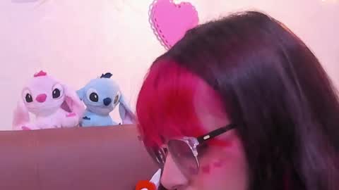 Snapshot of redmeloddy chatting on 02/12/25, 07:35 Meloddy online show from 02/12/25, 07:35