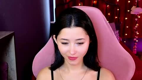 Snapshot of redmidnight_ chatting on 05/15/26, 04:03 Kiara online show from 05/15/26, 04:03