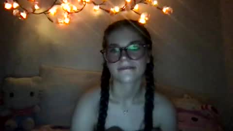 Penelope online show from 02/11/25, 07:38