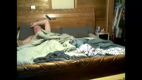 Snapshot of redpole4u chatting on 02/01/25, 04:35 redpole4u online show from 02/01/25, 04:35