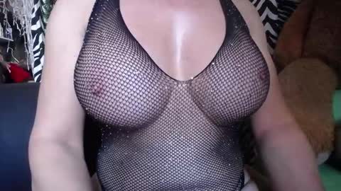 MIA online show from 01/09/26, 04:32