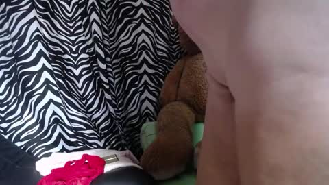 MIA online show from 01/14/26, 04:56