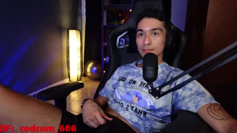 Red online show from 01/10/25, 09:31