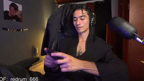 Red online show from 01/23/25, 09:18