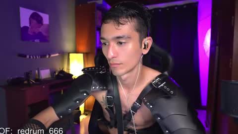 Red online show from 03/11/25, 05:02