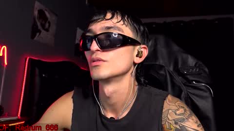 Red online show from 09/25/25, 05:16