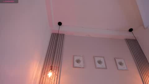 Anna Redvelvet online show from 12/14/25, 04:23